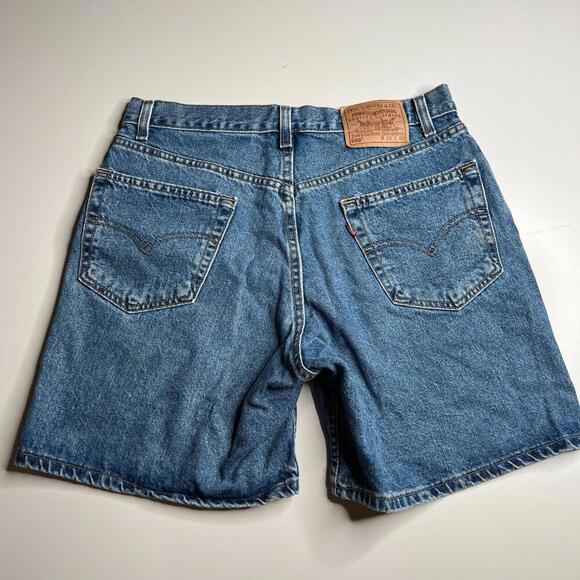Vintage Levi’s 550 Relaxed Fit Denim Shorts Men’s 34 Made in USA Blue Jean Cut - Picture 8 of 9